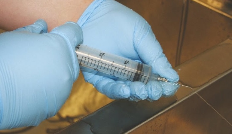 การดูแลและทำความสะอาดเครื่องมือผ่าตัดตา Katena